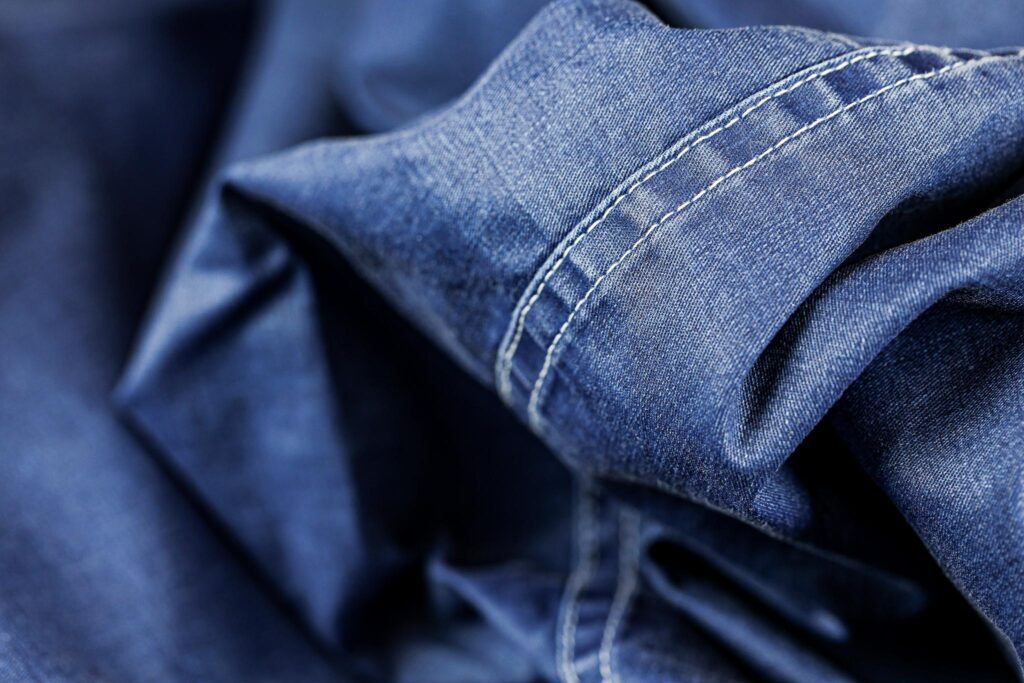 Tessuti per abbigliamento resinati indaco Pontex