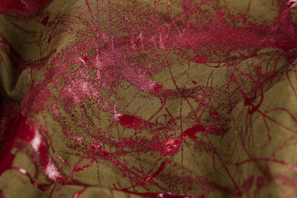 Stretch cotton fabric, trouser weight, with a polyurethane-based finish, from the Autumn/Winter 2728 collection by Pontex